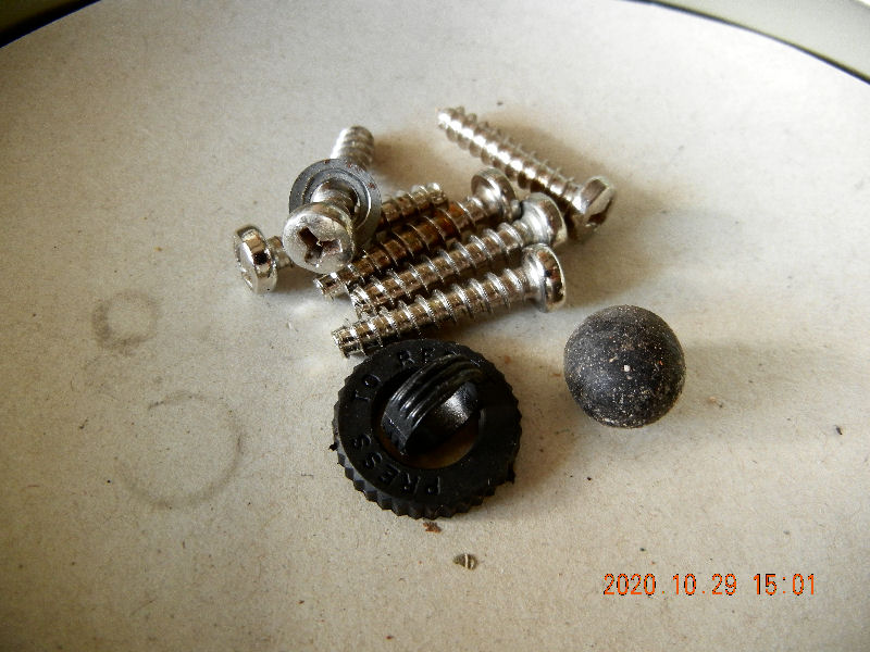 6 screws broken neck ball.jpg
